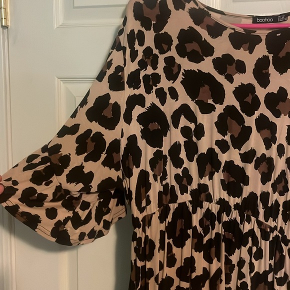 Torrid Brown Dolman Sleeve Sheath Dress - Picture 2 of 3